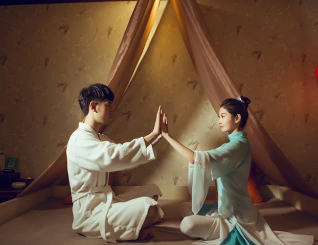 杭州钱塘区水疗与创造力：当大脑在漂浮中重启